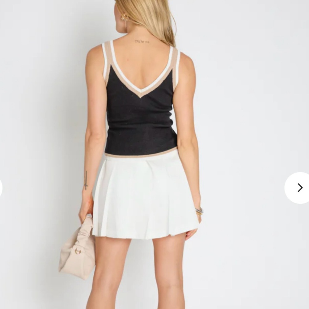 NWT Vestique Black Tank Top Size Small - Picture 6 of 7